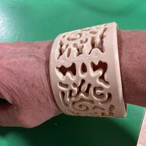 Vintage cream cellulose beautifully designed and highly sought after